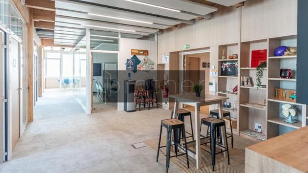 Bureau de 1628 m² à louer à Bordeaux Euratlantique