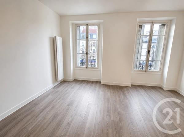 Appartement F2 à vendre  2 pièces - 25,36 m 2   CLICHY  - 92