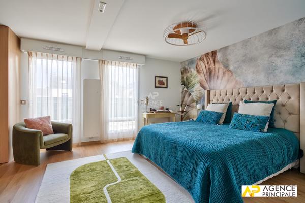 Appartement 6 pièce(s) 125.57 m2 -exclusivite - ascenseur 1 164 000 € **  - Référence  4233