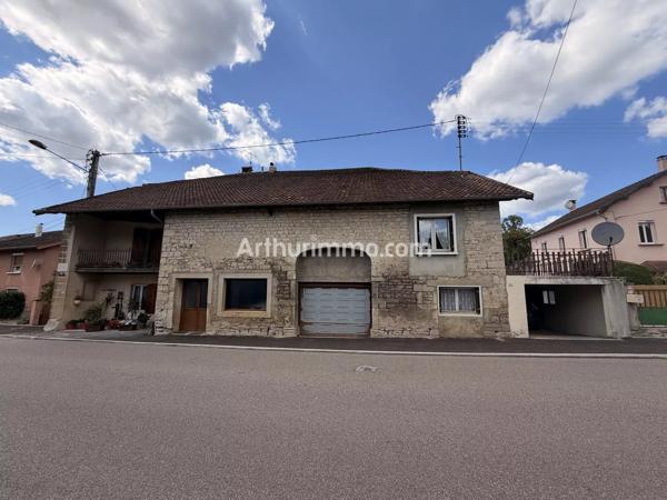 Vente                                                      Appartement
                        
                     5 pièces                      117 m2                     à Crotenay
