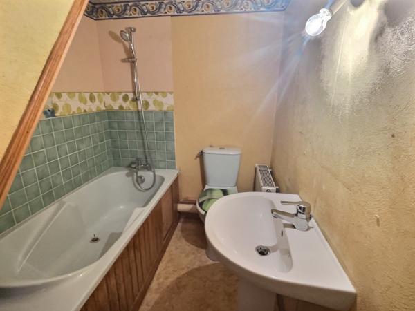 Moëlan-sur-Mer (29350) Maison en pierres à haut potentiel de rénovation avec possibilité d’agrandissement et TERRAIN CONSTRUCTIBLE