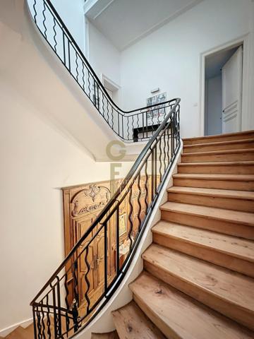 MAISON BOURGEOISE : 8 CHAMBRES