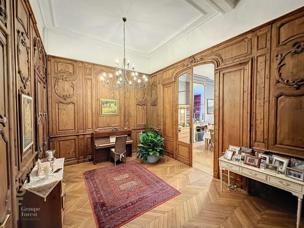 MAISON BOURGEOISE : 8 CHAMBRES