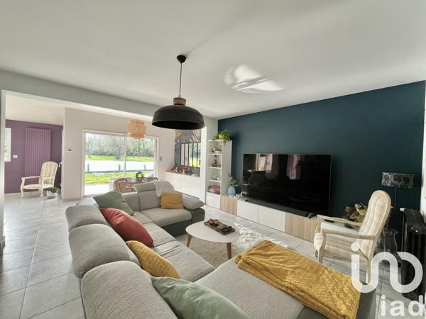 Maison à vendre 7 pièces 197 m² Liffré