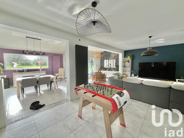 Maison à vendre 7 pièces 197 m² Liffré