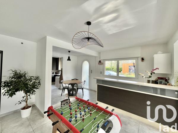 Maison à vendre 7 pièces 197 m² Liffré