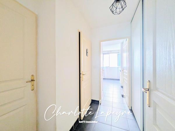 Beau T2 moderne en rez-de-jardin avec terrasse