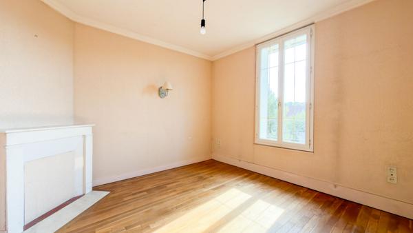 Une maison de caractère très lumineuse !