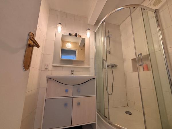 Exclusivité Agence Quimper Centre Ville Emplacement Idéale pour Cet Appartement T2 42 m² Avec Ascenseur.