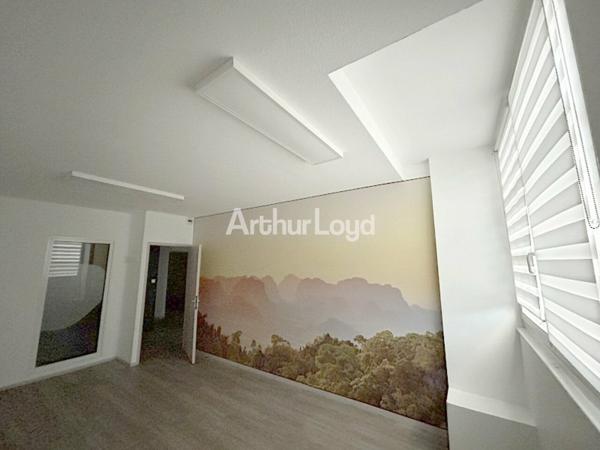 BUREAUX à LOUER de 486 m²