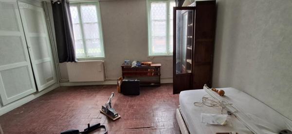 Maison à restaurer à vendre à Livarot-Pays-d'Auge dans le Calvados (14140), ref : DGAR maison ville