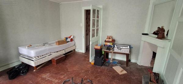 Maison à restaurer à vendre à Livarot-Pays-d'Auge dans le Calvados (14140), ref : DGAR maison ville