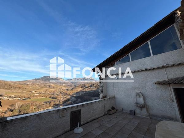 À vendre Maison 7 pièces 253.28 m² - Thoard 04380