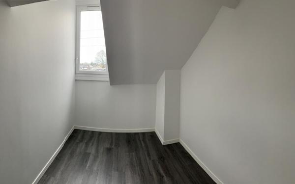 Appartement à vendre    2 pièces •  Aulnay-sous-Bois