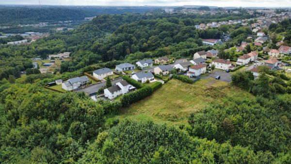 terrain constructible avec vue imprenable