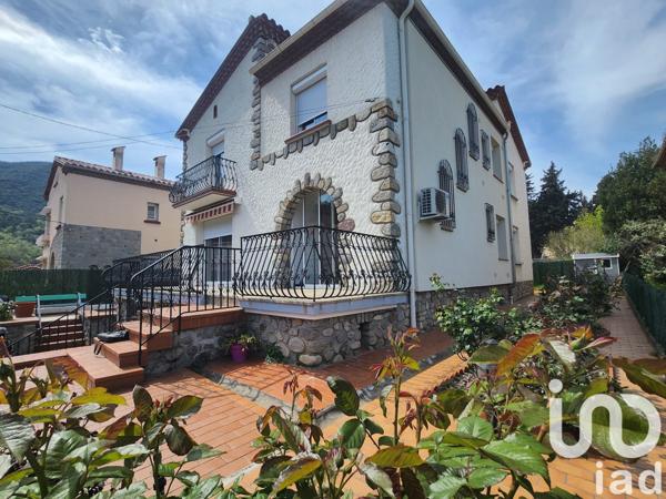 Maison d’architecte 7 pièces de 206 m² à Amélie-les-Bains-Palalda (66110)