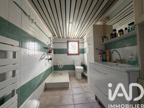 Immeuble à vendre 202 m² Mennecy