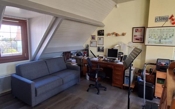 Maison à vendre    6 pièces •  Le Croisic