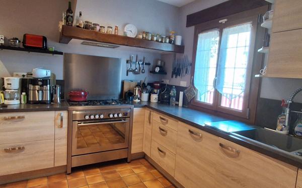 Maison à vendre    6 pièces •  Le Croisic