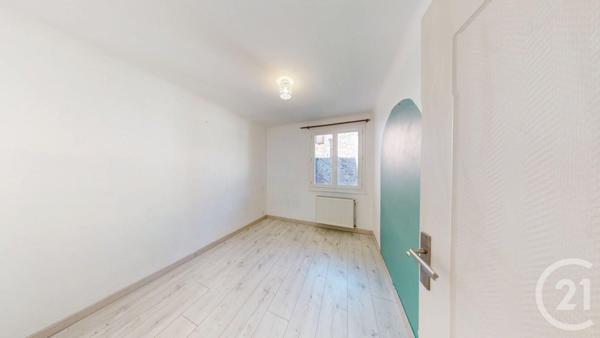 Appartement T4 à vendre  4 pièces - 78,40 m2 RODEZ - 12