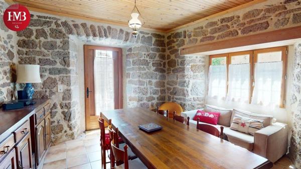 Maison à vendre à Puycapel dans le Cantal (15340), ref : 10627/966