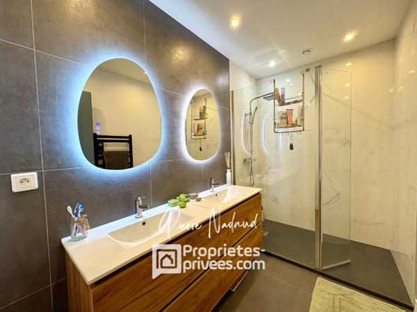 Maison rénovée 5 pièces 4 chambres