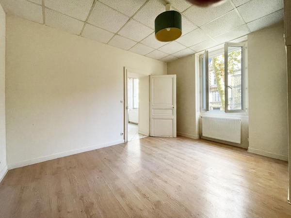 Appartement de 45 m² au cœur du très prisé boulevard Saint-Aignan.