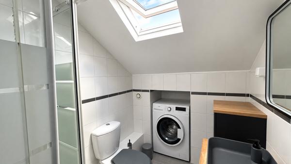 F3 en duplex rénové avec parking