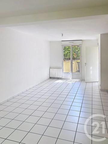 Maison à vendre  5 pièces - 107 m 2   AUXERRE  - 89