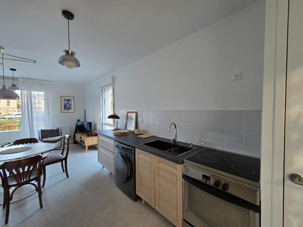 Appartement T3 avec balcon, résidence sécurisée à Concarneau