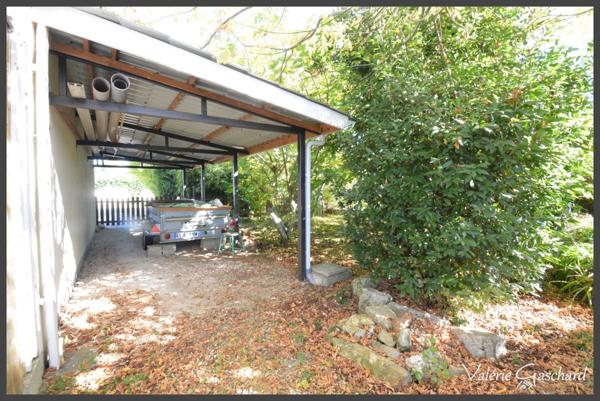 Maison familiale de plain-pied à Saint-Vivien (Gironde) – 5 chambres, garage, grand terrain clos