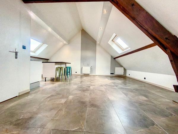 Appartement à louer    3 pièces • 51,75 m2 Dijon