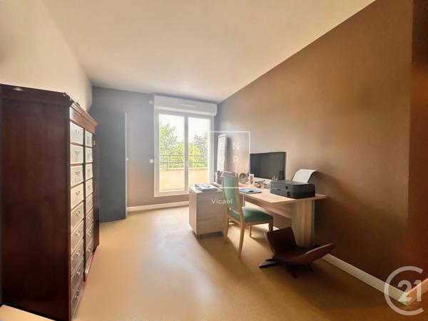 Appartement F5 à vendre  5 pièces - 113 m2 LE PLESSIS ROBINSON - 92