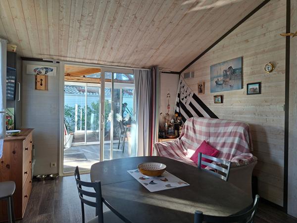 Chalet sur parcelle - LES MOUTIERS EN RETZ