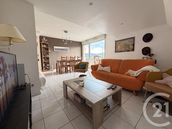 Appartement T5 En Duplex à vendre  5 pièces - 97,79 m 2   BESANCON  - 25