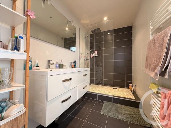 Appartement T5 En Duplex à vendre  5 pièces - 97,79 m 2   BESANCON  - 25