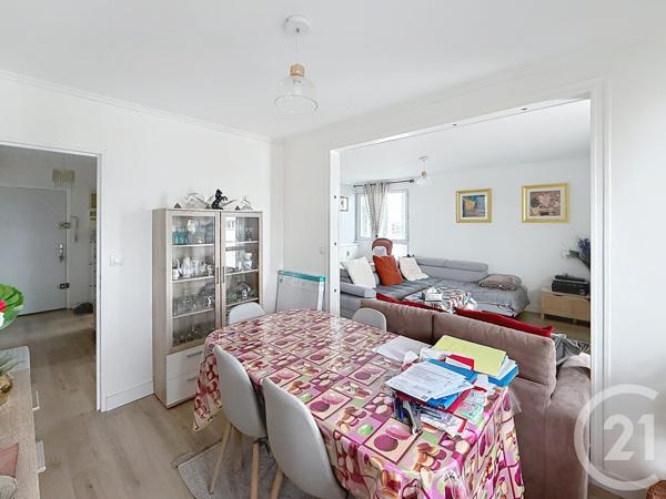Appartement T4 à vendre  4 pièces - 76 m2 ORLEANS - 45