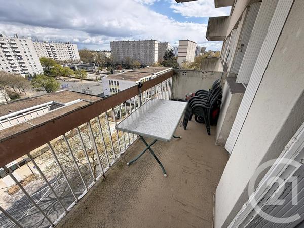 Appartement T4 à vendre  4 pièces - 76 m2 ORLEANS - 45