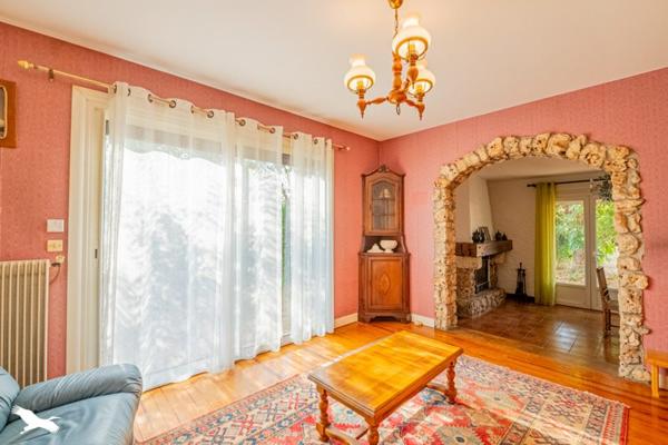 Maison à vendre |  Ambarès-et-Lagrave |  7 pièces | 104 m²