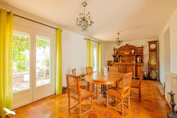 Maison à vendre |  Ambarès-et-Lagrave |  7 pièces | 104 m²