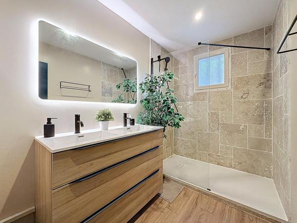 Maison de plain-pied parfaitement entretenue