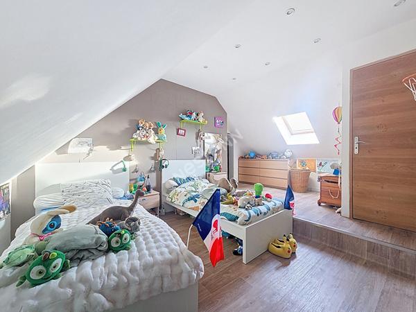 MAREIL EN FRANCE 3 CHAMBRES JARDIN CLOS