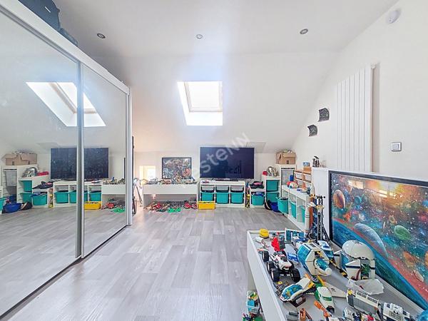 MAREIL EN FRANCE 3 CHAMBRES JARDIN CLOS