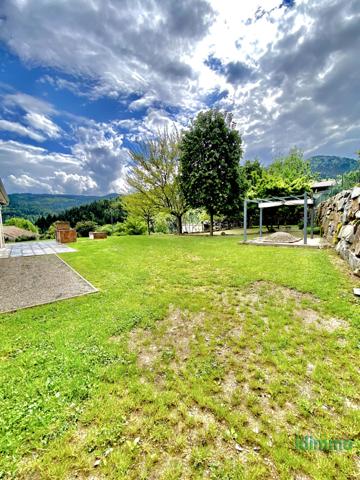 Maison de plain-pied conçue pour personne à mobilité réduite avec véranda d'exception sur un terrain de 1700 m Vanosc (07690)