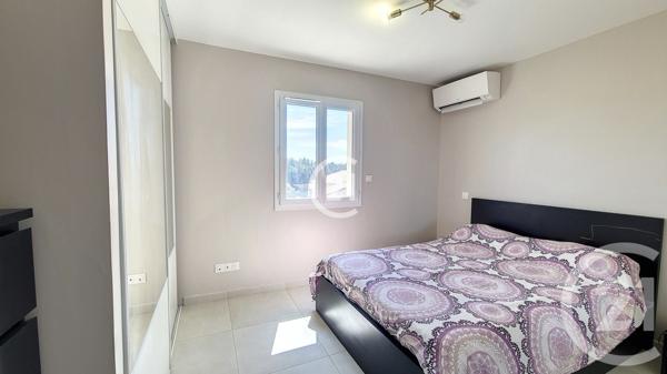 Maison à vendre  4 pièces - 96,60 m2 RAPHELE LES ARLES - 13