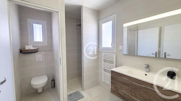 Maison à vendre  4 pièces - 96,60 m2 RAPHELE LES ARLES - 13