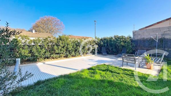 Maison à vendre  4 pièces - 96,60 m2 RAPHELE LES ARLES - 13