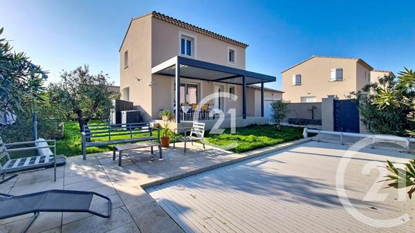 Maison à vendre  4 pièces - 96,60 m2 RAPHELE LES ARLES - 13