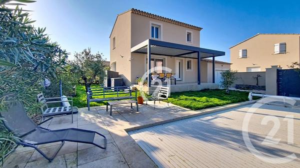 Maison à vendre  4 pièces - 96,60 m2 RAPHELE LES ARLES - 13