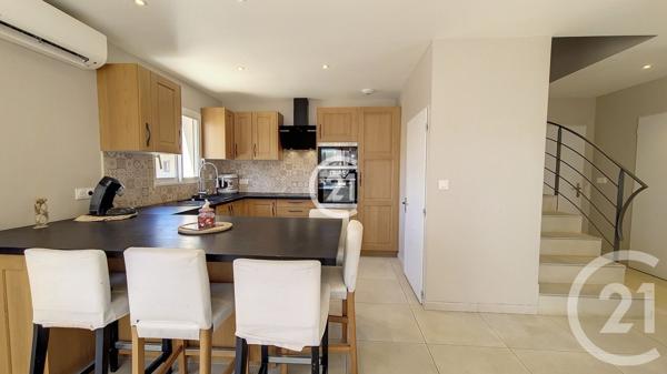 Maison à vendre  4 pièces - 96,60 m2 RAPHELE LES ARLES - 13